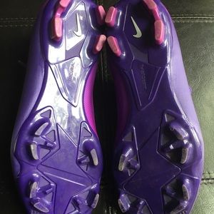 Nike soccer cleats Girls size 1